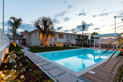 Holiday House Salerno Coast with Pool and Beach