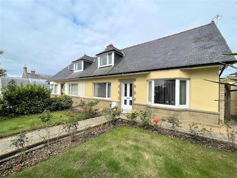 Seaside Cottage Largs