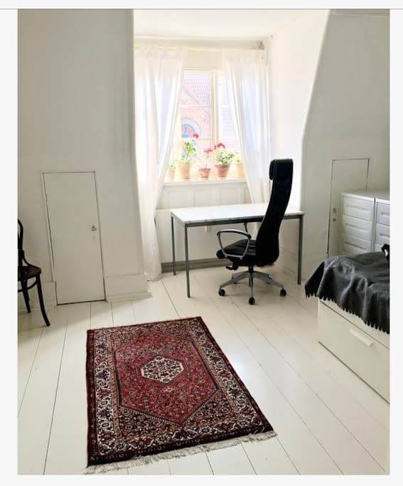 Calm working space and plenty of storage .