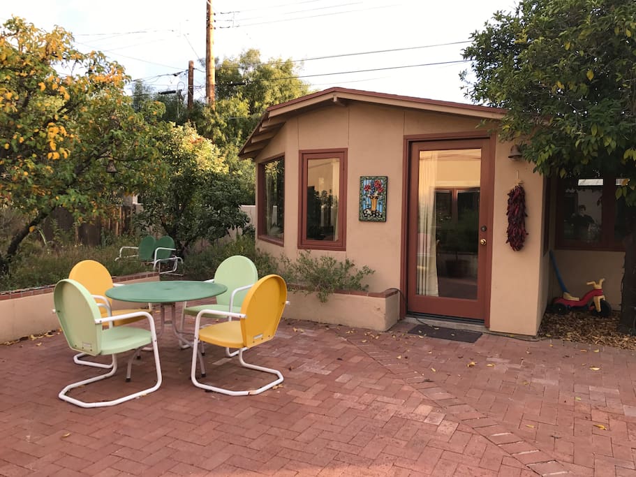 U of A Area Garden Guest House Guesthouses for Rent in Tucson