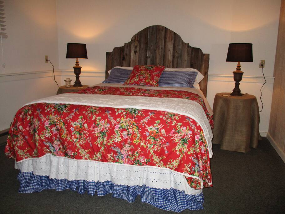GUEST ROOM #2