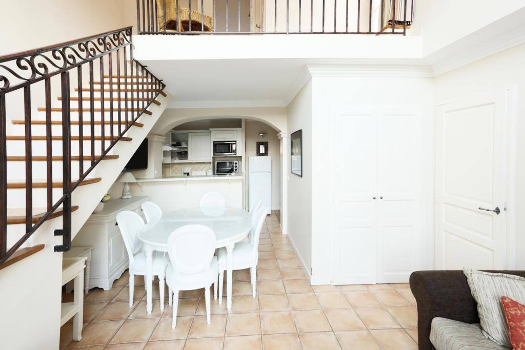 4 Pièces 8 Personnes Sélection