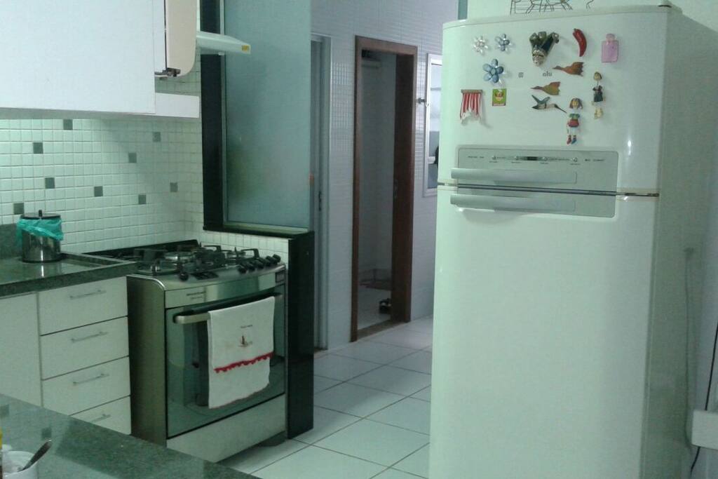 Cozinha e área de serviço