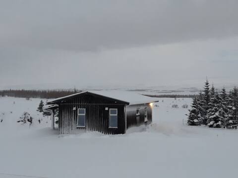 Hostages - Cottage