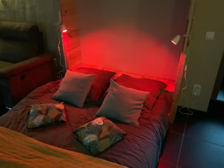Les Baloûches Namur Chambre-parking-jardin Privé - Namur