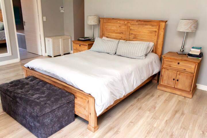 Home away from home Durbanville gallery image 3