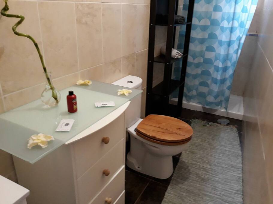 banheiro do apartamento