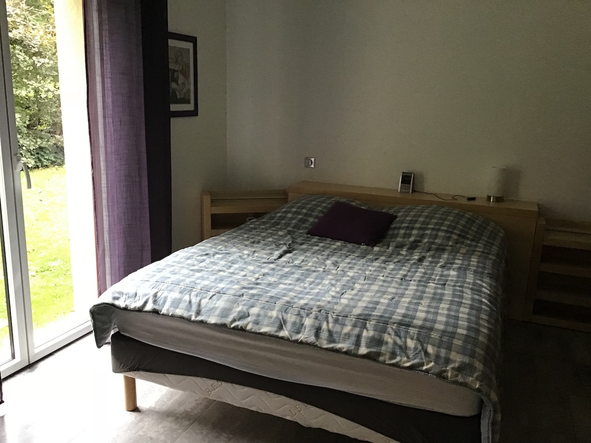 Chumba cha kulala 16 m2 nyuma 