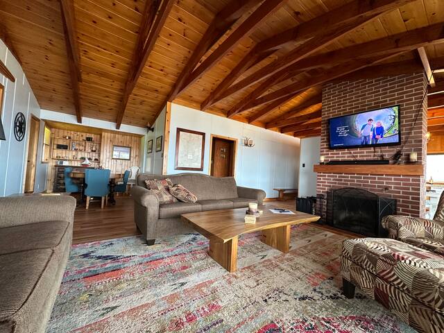 Beach house in Scotchtown gallery image 3