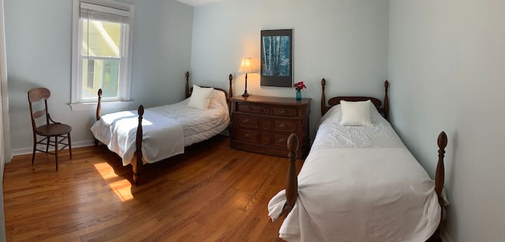 Chumba cha kulala cha ghorofa ya kwanza