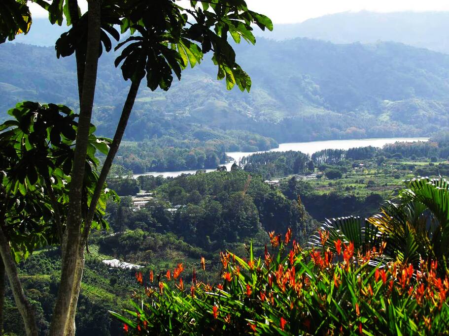 Excelente vista y disfrute de Represa de Cachí