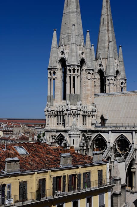 L'Eglise des Réformés, trônant tout en haut de la Canebière.