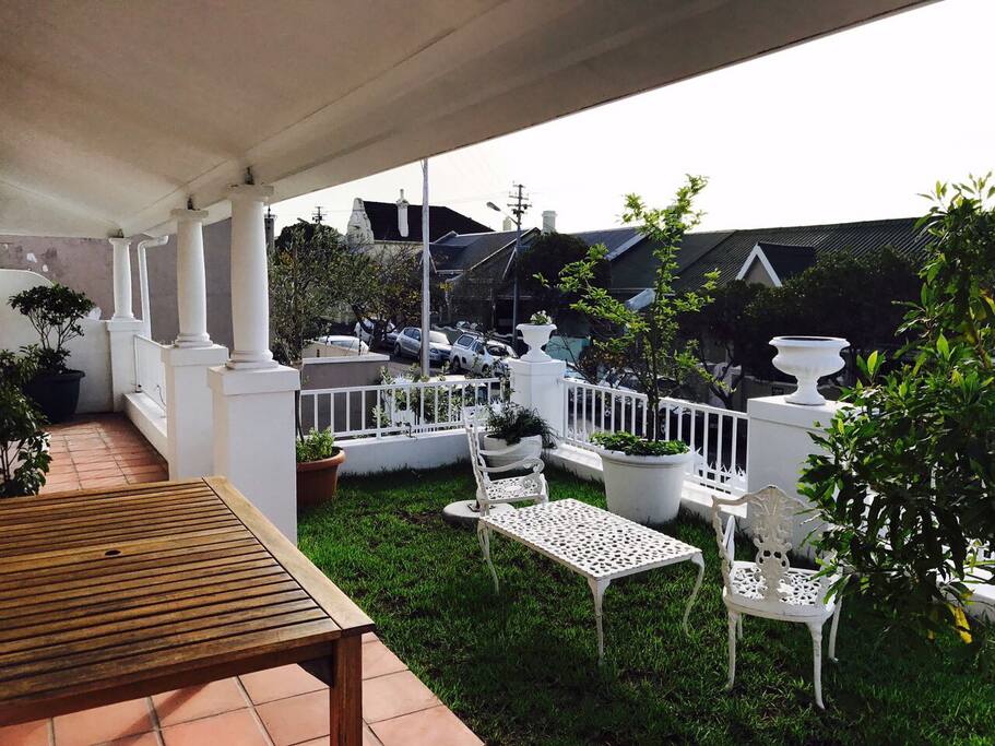 Terrace in front