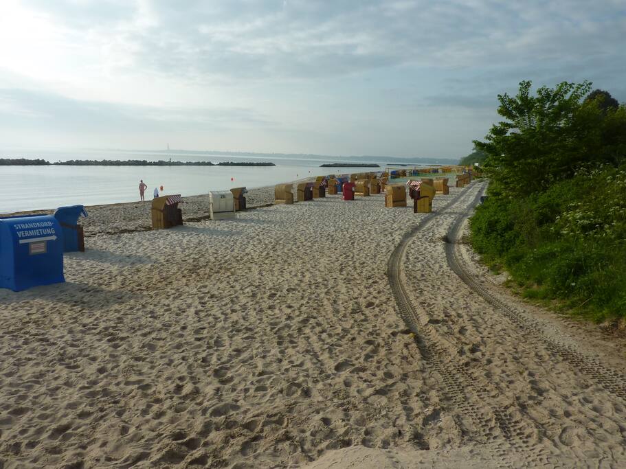 Der Badestrand ist weniger als 3 Gehminuten entfernt.