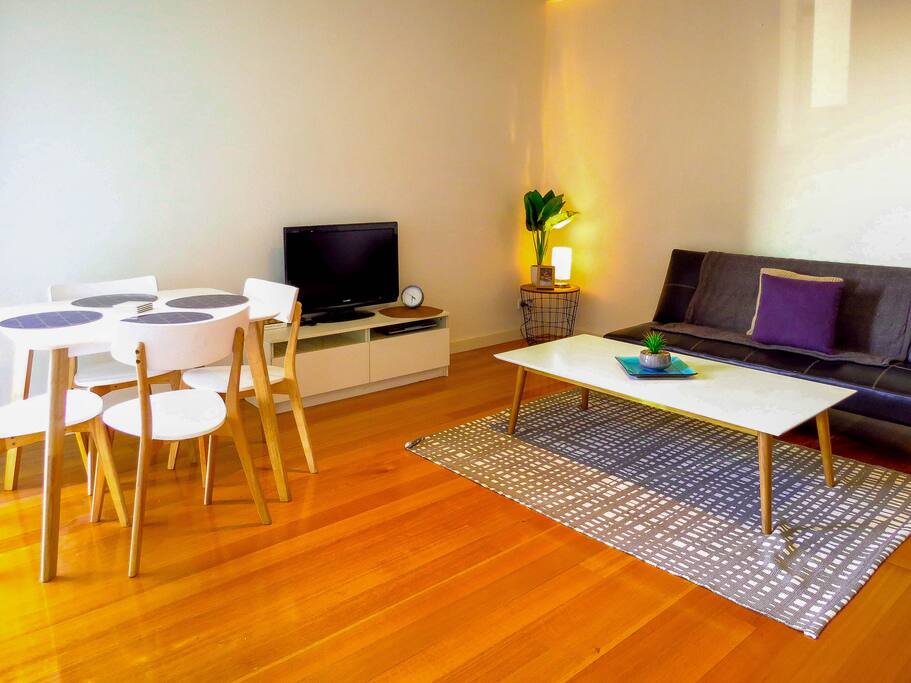 Living Dining Area
