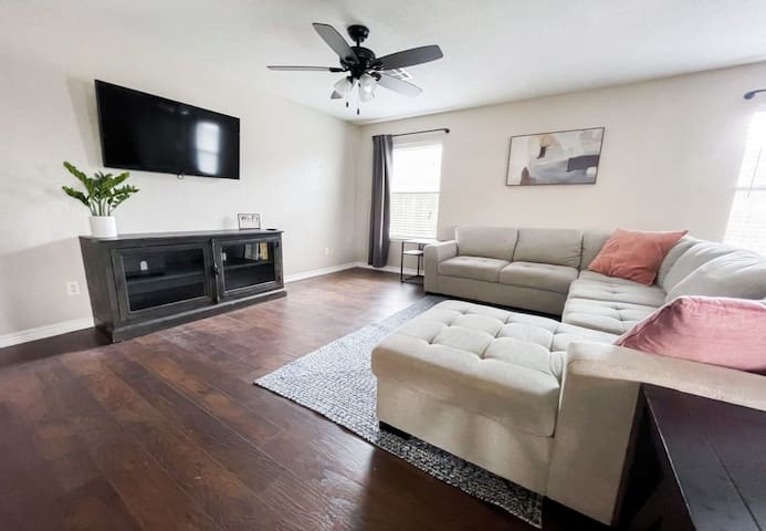 Fire Maple Homes managed Airbnb listing 3