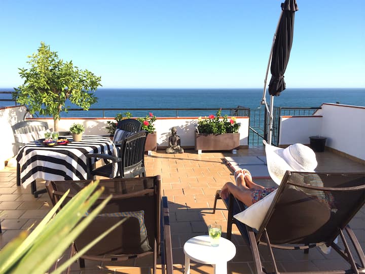Rooftop Apt Near Beach, 20 Mins With Airport Train - Fuengirola