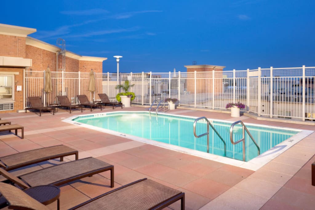 Rooftop pool