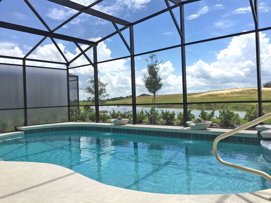 Pool,Resort,Swimming Pool,Water,Jacuzzi