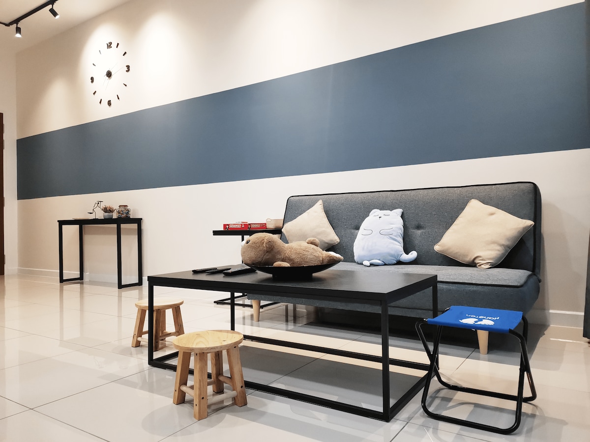 Čistá, útulná a priestranná obývačka