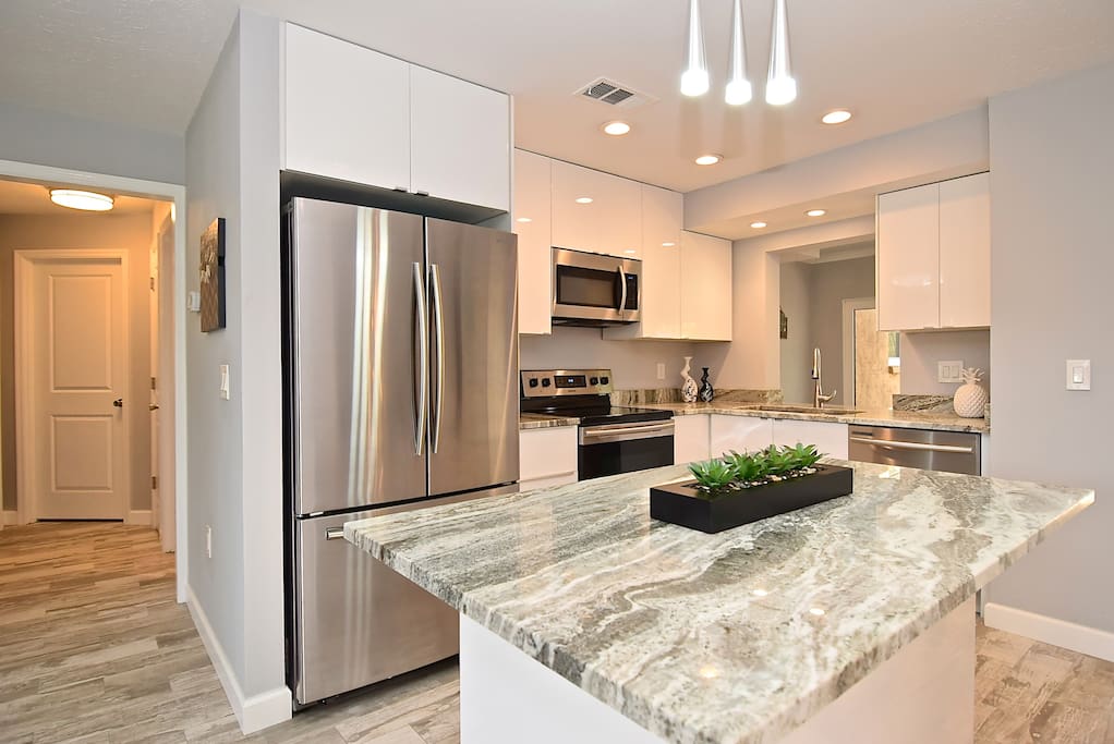 Multifunctional kitchen island