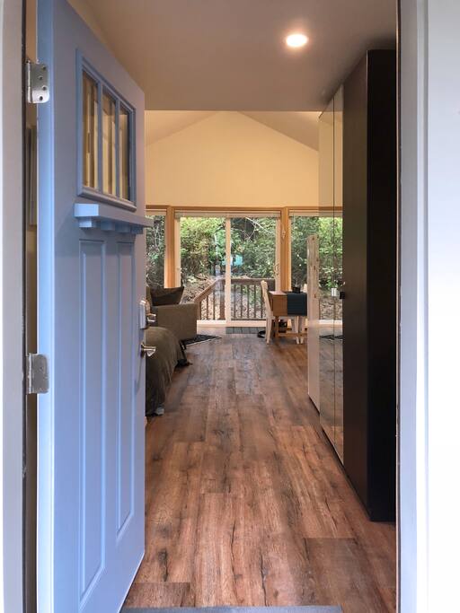 Entry way