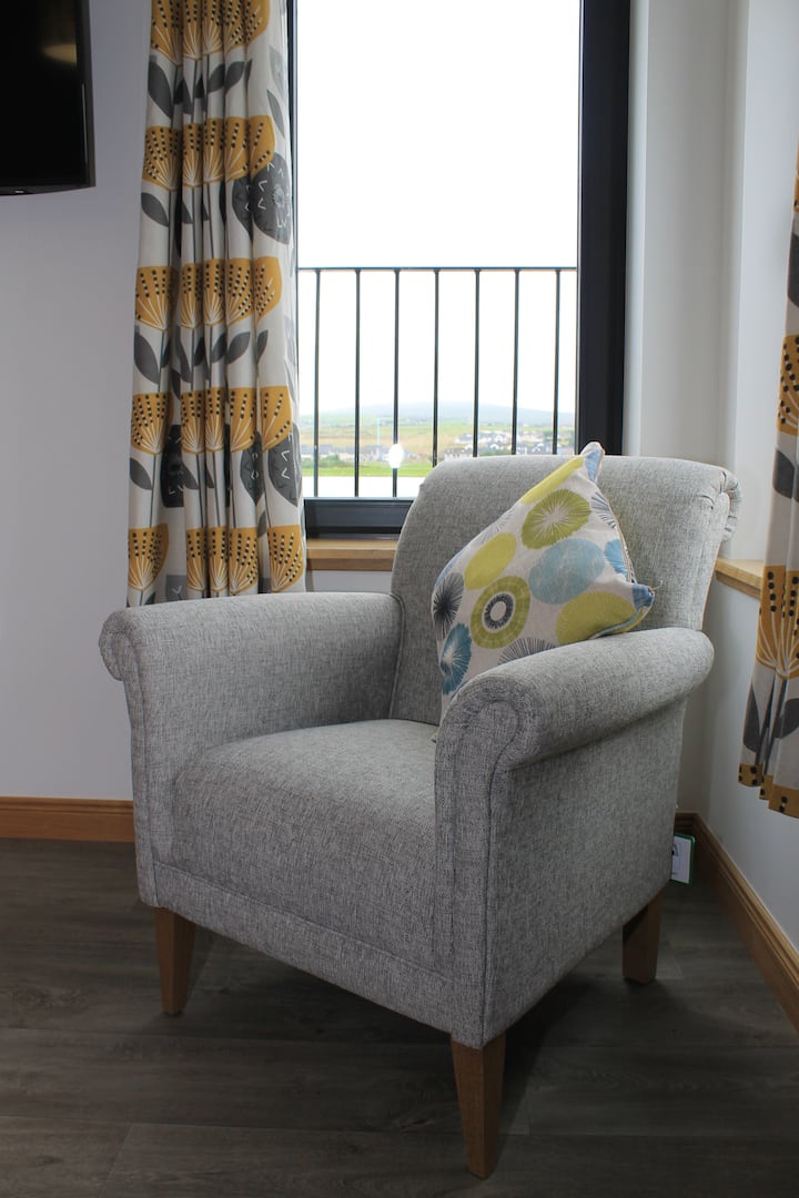 Ticketyboo Apartment 4 - Kirkwall