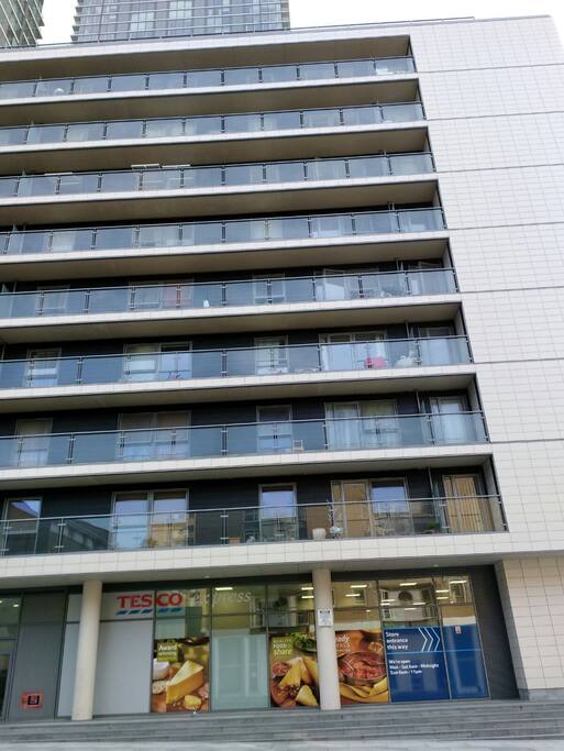 Local Supermarket (Less than 1 minute walk)