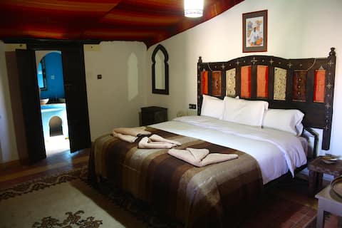 The Dune House, the desert at your front door !