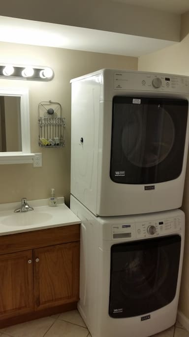 Full size washer & dryer