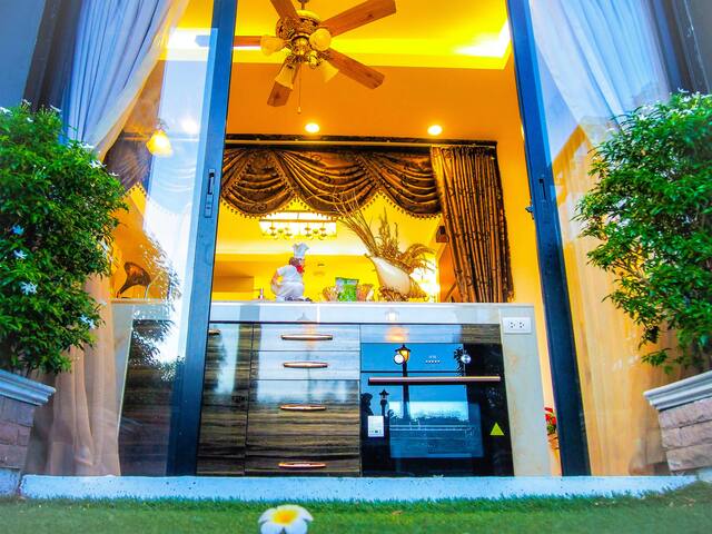 The Antiquarium Penthouse gallery image 3