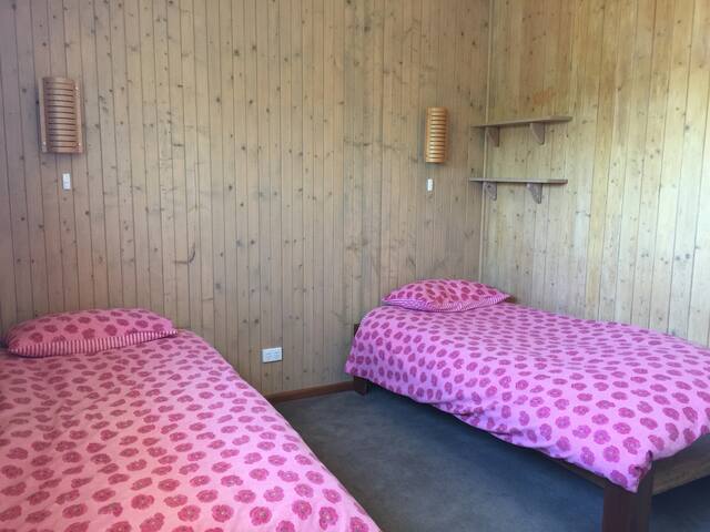 Retro 1950’s House in Barwon Heads gallery image 2