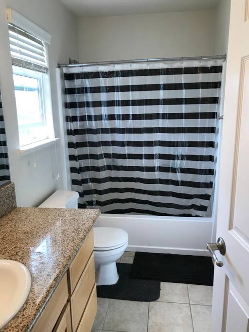 bathroom for the master bedroom
