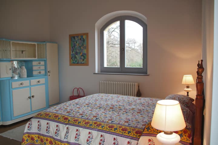 Двойна спалня на приземния етаж