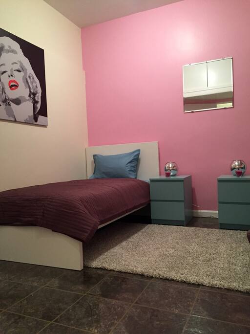 Stylish and cute girly shared room in Manhattan Stylish and cute girly shared room in Manhattan