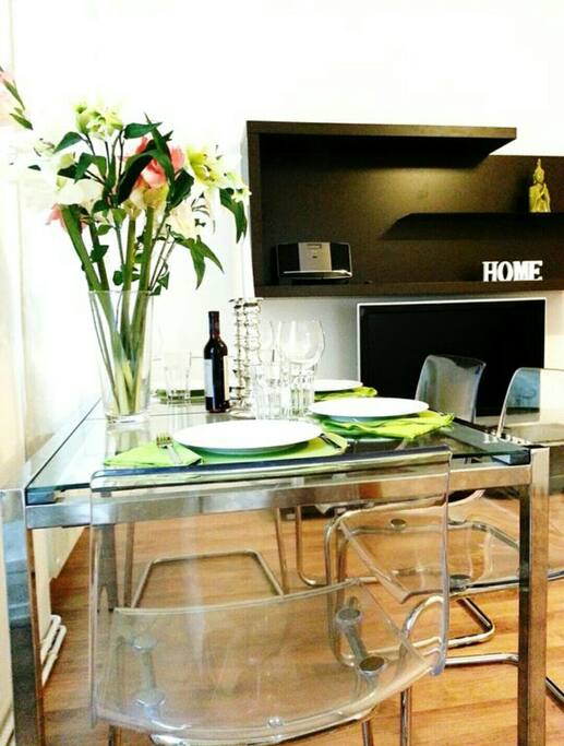 Wohnzimmer /Essbereich