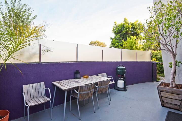 Abbot Kinney District Adjacent gallery image 2