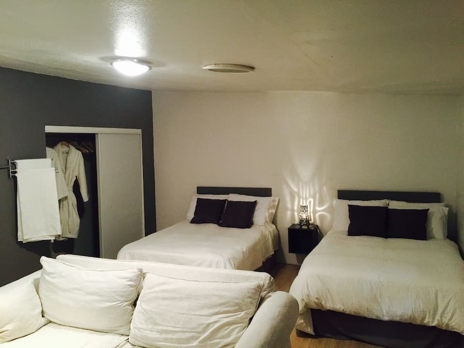 2 twins size bed