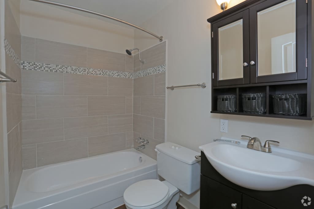 clean/spacious