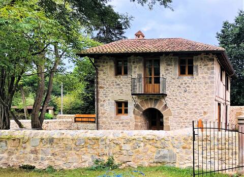 The Palace's Corner, Barcenaciones. Cantabria