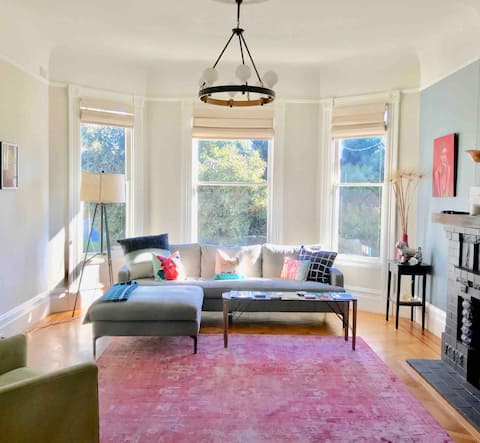 Top performing Airbnb: Gorgeous, quiet Edwardian house in HEART of Castro in Eureka Valley / Dolores Heights