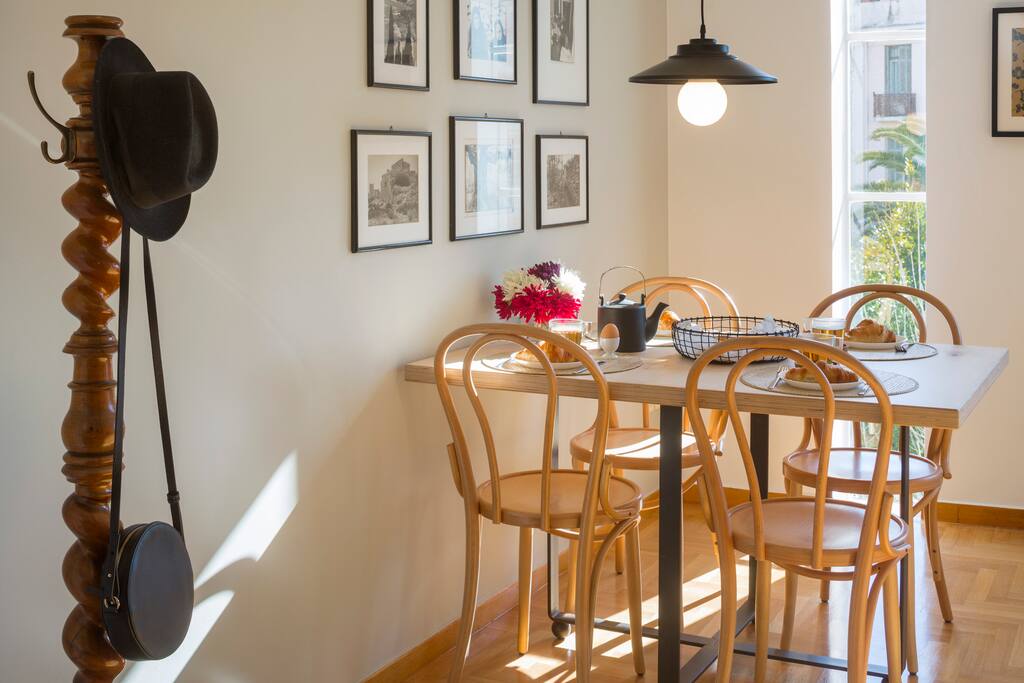 Breakfast table for four