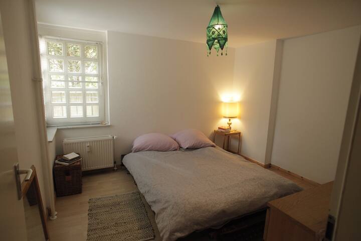 Фотографија од главната спална соба 1