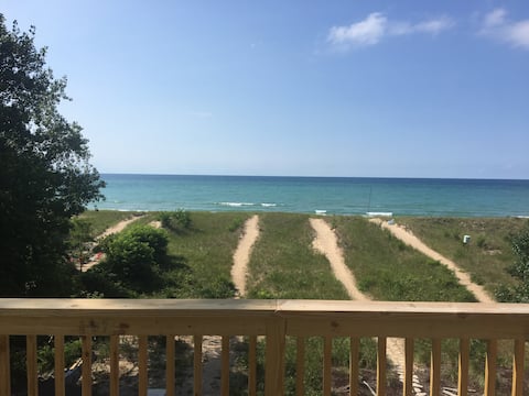 Big Beach Front House 8br 5ba Fireplace/Pit*WiFi*