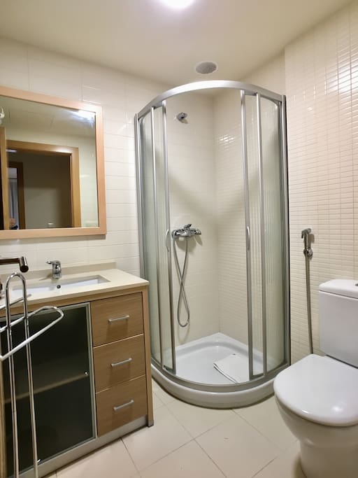 Baño con ducha