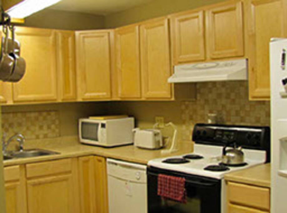 Well-equipped kitchen