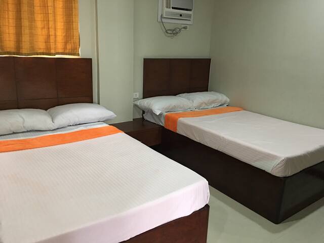 Room 203: Private room with free breakfast