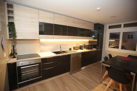 Popular Airbnb listing: CascaisChillHouse 1st Floor in Alcabideche