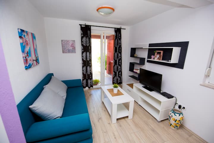Apt. Domagoj - 10 Min Walk To Center - Zadar