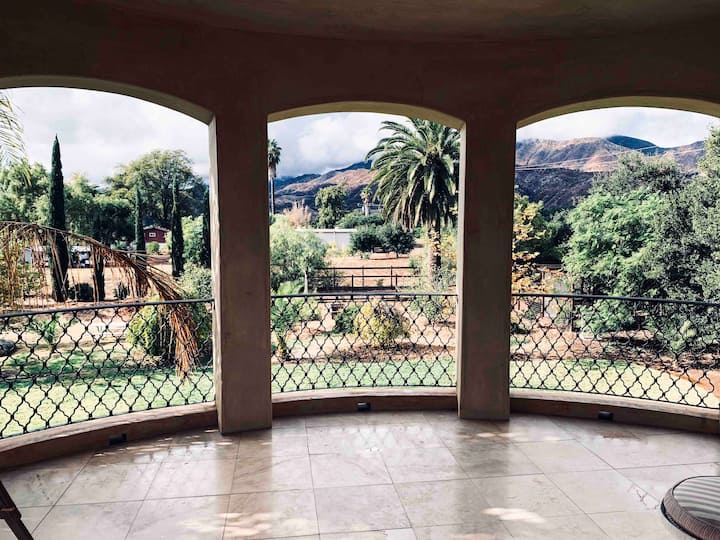 ALOHA VILLA 12 guest, 5 minutes to Town. Houses for Rent in Ojai, California, United States